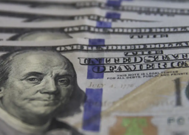 Dólar dispara 8,21% e Bolsa despenca 13,88% após reeleição de Lula