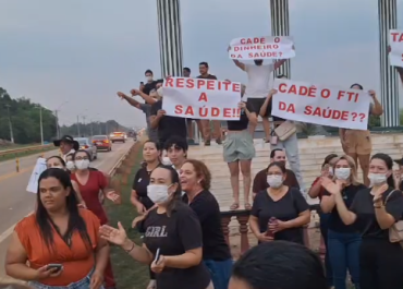 “Cadê o recurso da saúde?”: profissionais cobram Roberto Cidade durante caminhada política em Humaitá