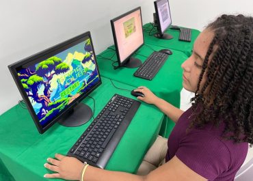 Meninas do AM podem criar games e concorrer a até R$ 10 mil em prêmios