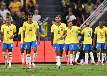 Rayan marca no último lance e Brasil empata com a Austrália em amistoso pós-Copa