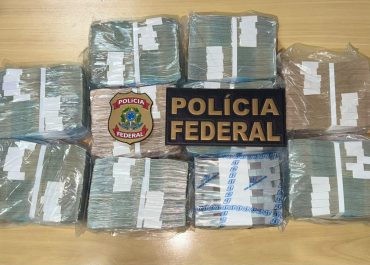 Dinheiro vivo na eleição? PF prende homem com R$ 1 milhão em Manaus