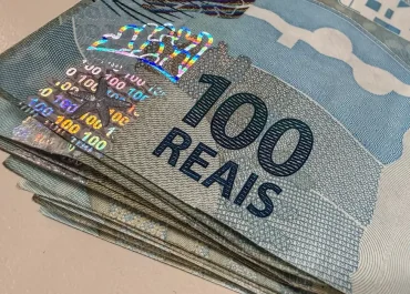 Abono salarial: veja quem tem direito e como receber até R$ 1.621
