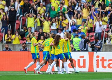 Com golaços, Brasil vence Argentina por 3 a 1 em amistoso no Beira-Rio