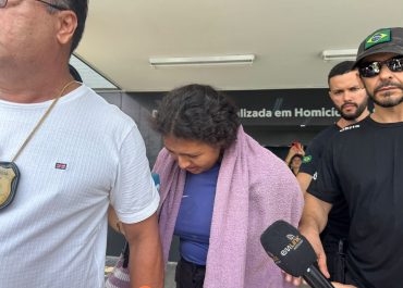 Mulher teria entregado idoso a criminosos após descobrir que ele estava com R$ 20 mil em Manaus